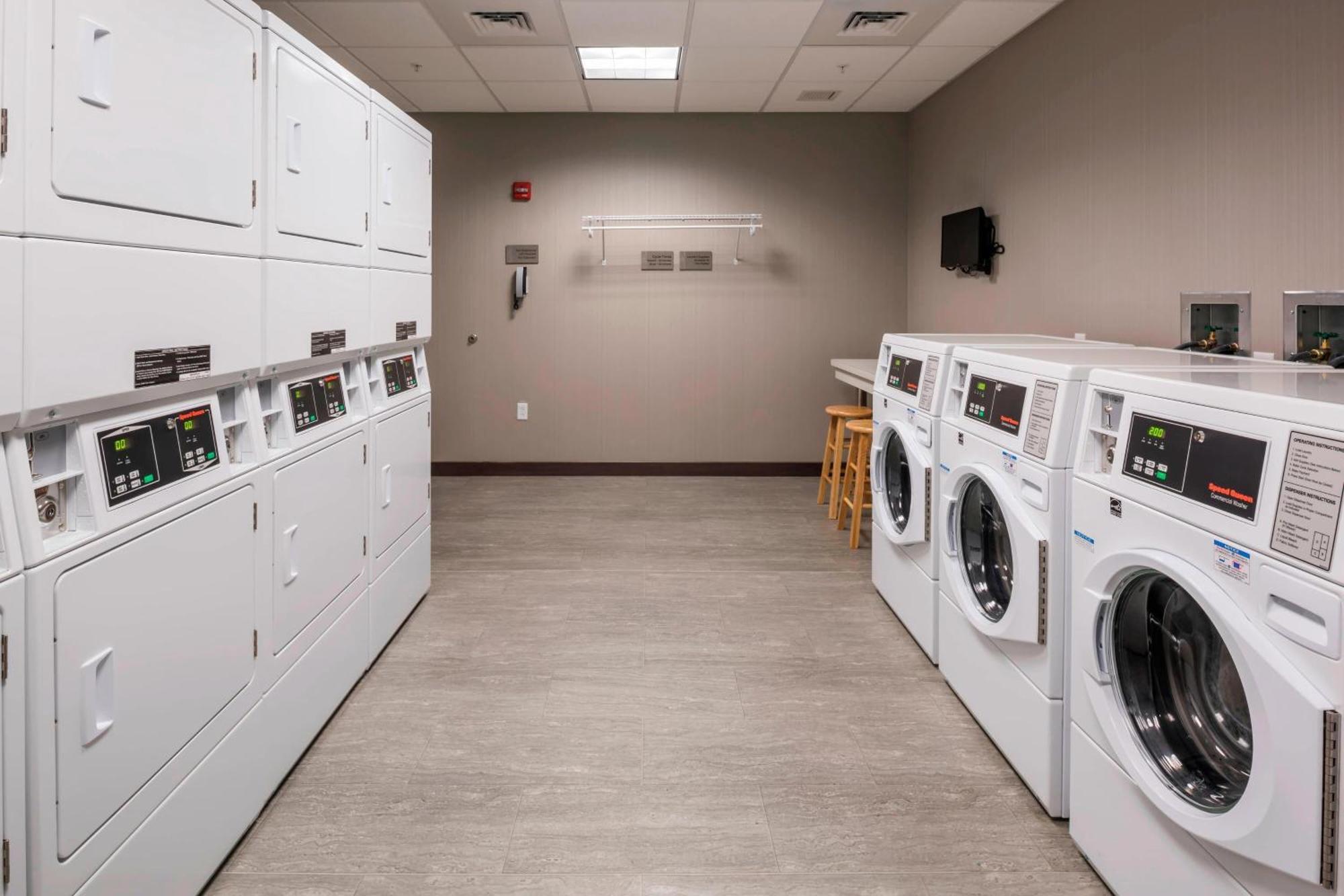SpringHill Suites by Marriott Fishkill Exteriör bild